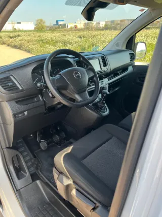Opel Vivaro 2023