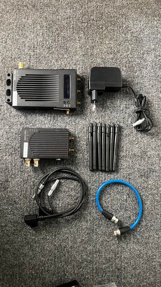 Teradek Bolt 1000 TX RX + Accesorios