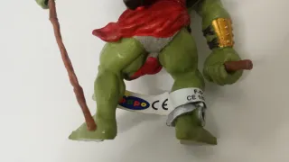 Figura de Orco con bastón