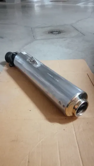 Escape Honda VFR750 como nuevo