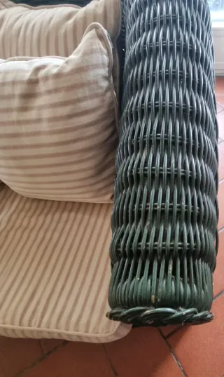 Conjunto sillones mimbre y mesa