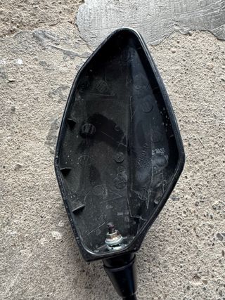 Soporte Retrovisor Derecho Yamaha Tenere 700
