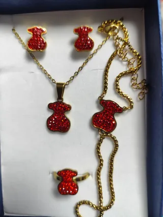 Conjunto Joyas Oso Rojo Dorado