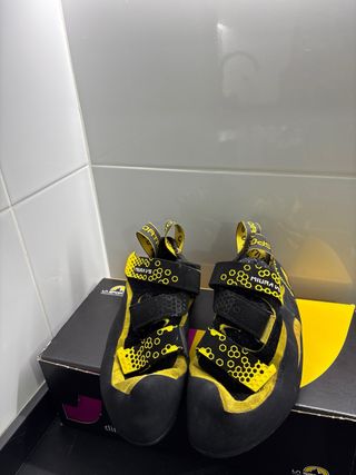 Scarponi da arrampicata La Sportiva Miura VS
