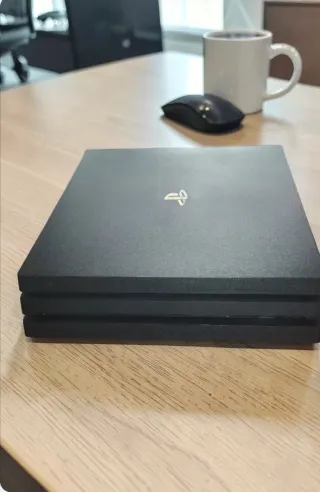 PlayStation 4 Pro (PS4 Pro) - Nero