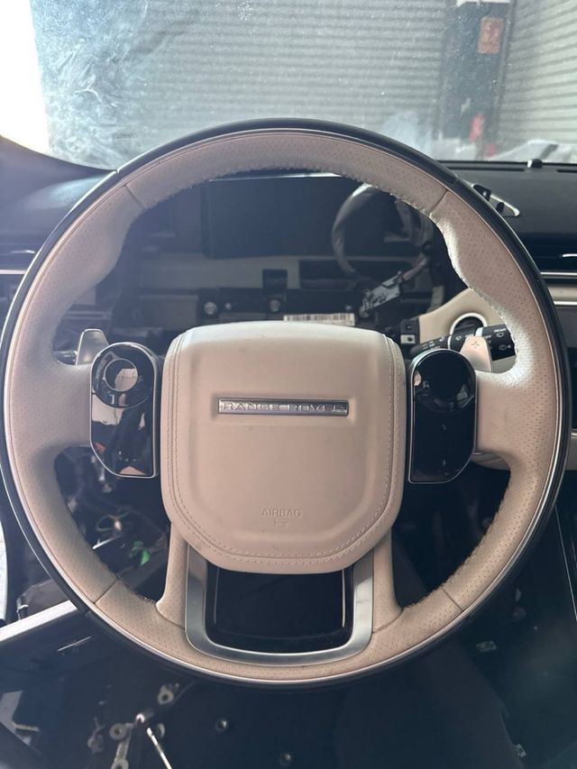 Volante Range Rover Velar