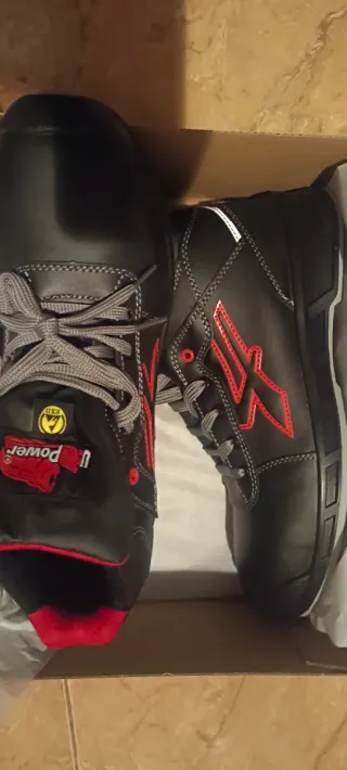 Botas seguridad U-POWER Talla 44 Negras/Rojas