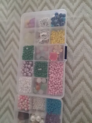 Caja de abalorios para bisutería