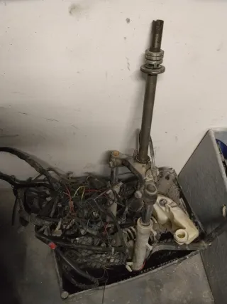 Despiece Yamaha Jog RR Negro Algo negociable