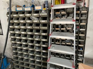 Engarzadora de latiguillos hidrahulicos