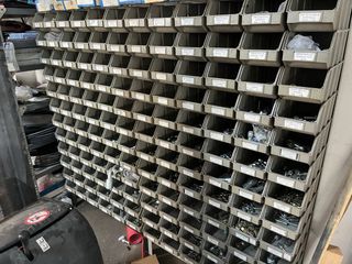 Engarzadora de latiguillos hidrahulicos