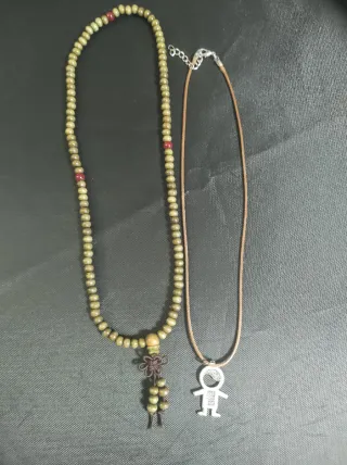 Coppia di collane per bambini