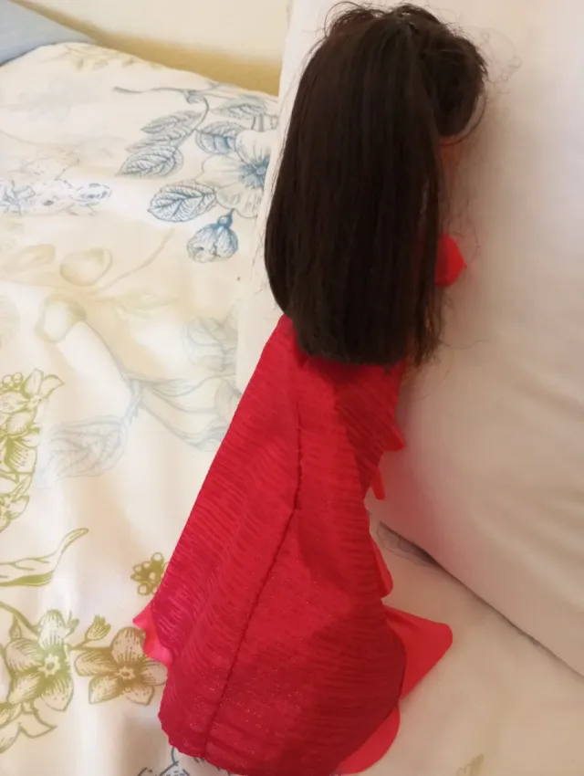 Muñeca Elena de Avalor que canta