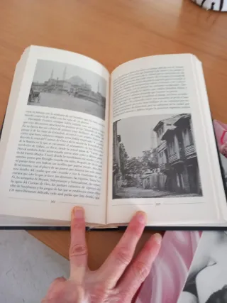 Estambul: Ciudad y recuerdos (Spanish Edition)