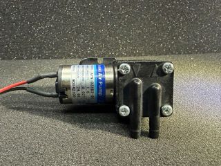 Bomba de aire/vacío Iwaki APN-03102-01