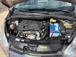 Peugeot 208 2012 5P AULLURE EH