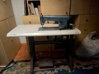 Máquina de coser industrial Alfa