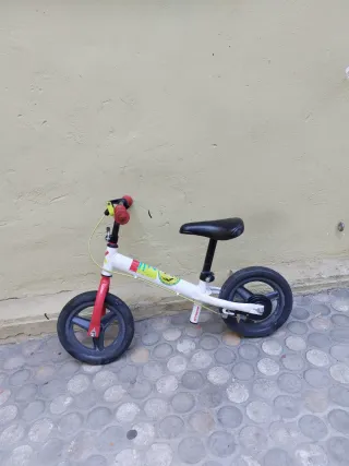 Bicicleta infantil con freno