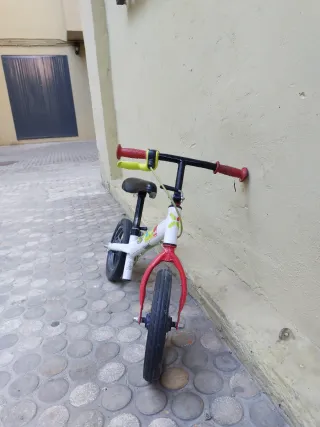 Bicicleta infantil con freno