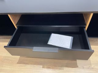 Mueble TV Negro y Madera