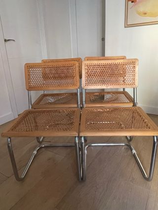 4 Sillas Cesca para restaurar