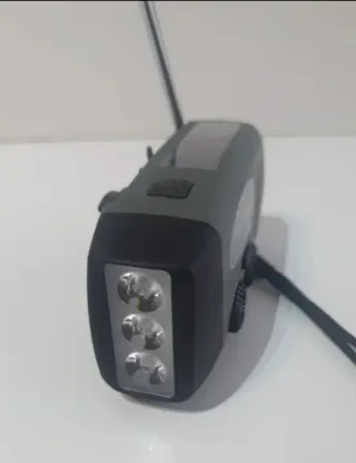 Radio portátil multifunción