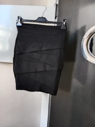 Falda Zara Negra Talla S