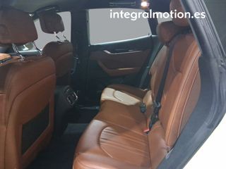 Maserati Levante V6 275 HP D AWD