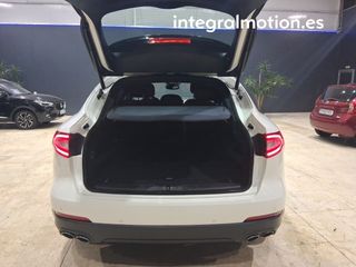 Maserati Levante V6 275 HP D AWD