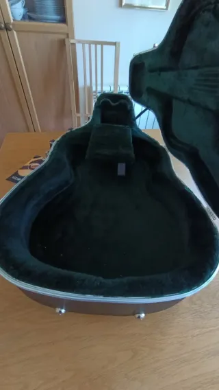 Estuche Rígido Guitarra Acústica Martin
