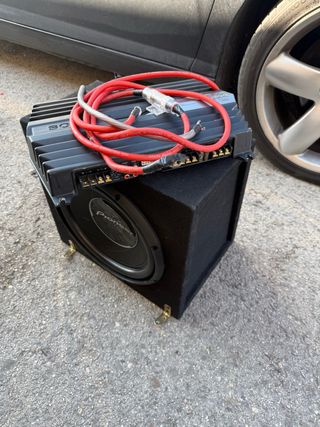 Subwoofer y etapa