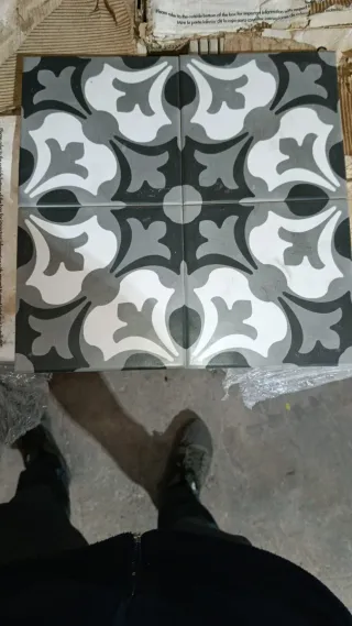 Azulejos primera porcelánico 15x15 61 m2