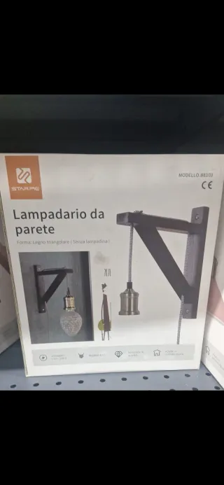 Lampadario da pareteLegno senza lampadina