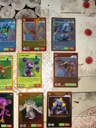 Lote 18 cartas Invizimals especiales