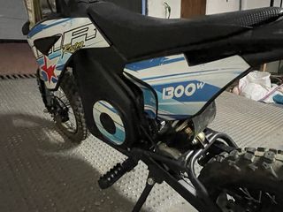 Moto Motocross Eléctrica 1300W