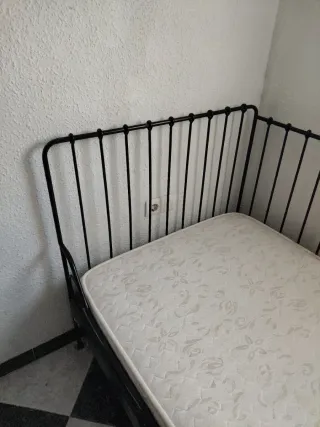 Cama de hierro forjado negra