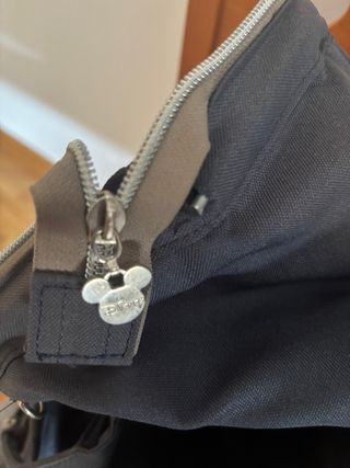 Mochila Bebé Minnie Mouse con calienta biberón