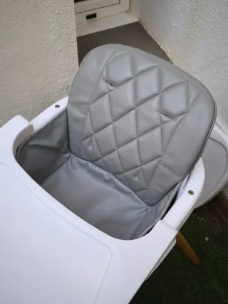 Trona infantil kikka Boi 2 disponibles