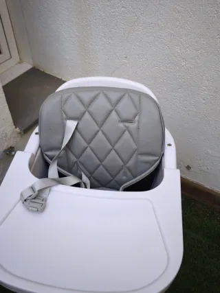 Trona infantil kikka Boi 2 disponibles