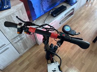 Patinete Alpha 2 motores , casco , bateria,