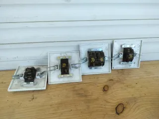 Lote 4 Interruptores Vintage Blancos