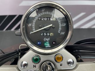 Suzuki Marauder 125 Negra