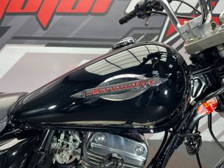 Suzuki Marauder 125 Negra