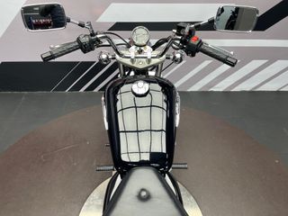 Suzuki Marauder 125 Negra