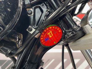 Suzuki Marauder 125 Negra