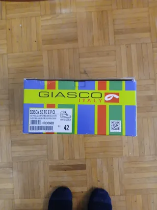 Zapato de seguridad al tobillo. EDISON HRD060D