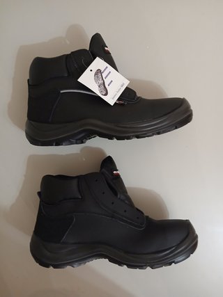 Zapato de seguridad al tobillo. EDISON HRD060D