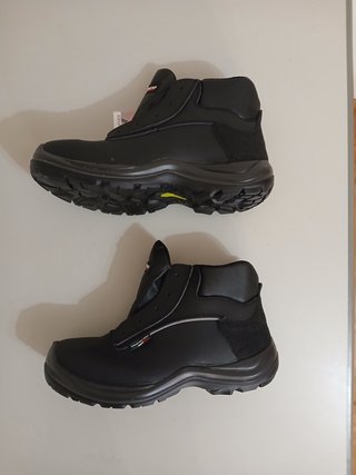 Zapato de seguridad al tobillo. EDISON HRD060D