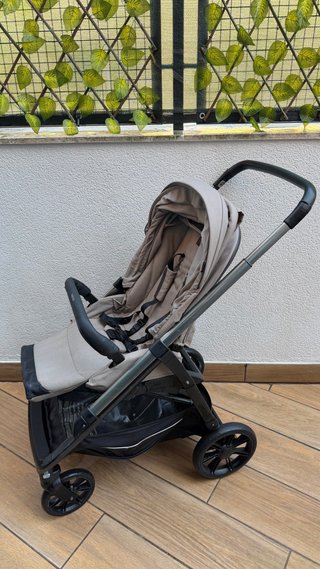 Inglesina Aptica Trio mas isoxix y silla grupo 1,2