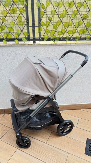Inglesina Aptica Trio mas isoxix y silla grupo 1,2